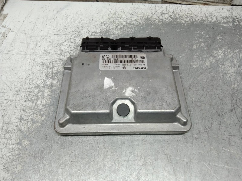Recambio de centralita motor uce para opel vectra b berlina comfort referencia OEM IAM 0281001873 09136118 CW