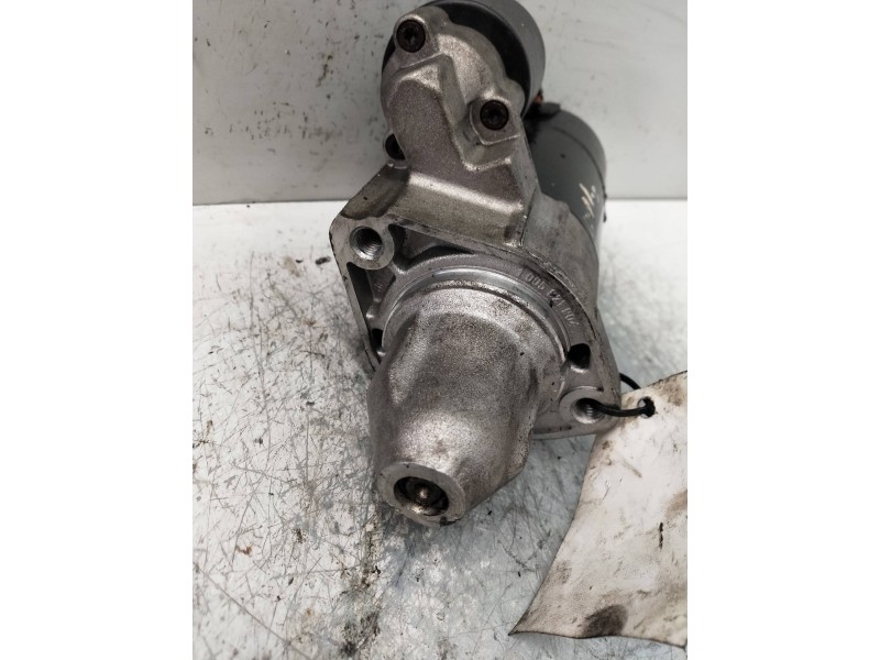 Recambio de motor arranque para mercedes clase c (w203) berlina 2.6 cat referencia OEM IAM 0001115005 BOSCH 40 I