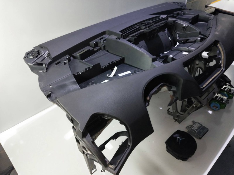 Recambio de kit airbag para citroen c4 picasso avatar referencia OEM IAM   