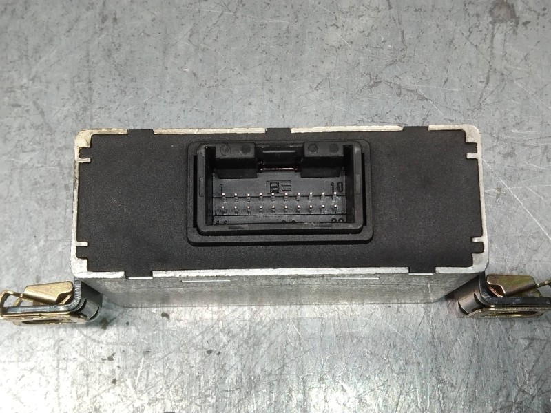 Recambio de modulo electronico para audi a6 berlina (c4) 2.5 tdi referencia OEM IAM 4A0951173  
