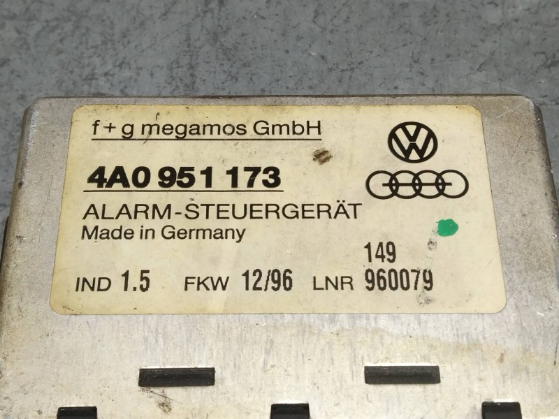 Recambio de modulo electronico para audi a6 berlina (c4) 2.5 tdi referencia OEM IAM 4A0951173  