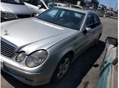 mercedes clase e (w211) berlina del año 2004