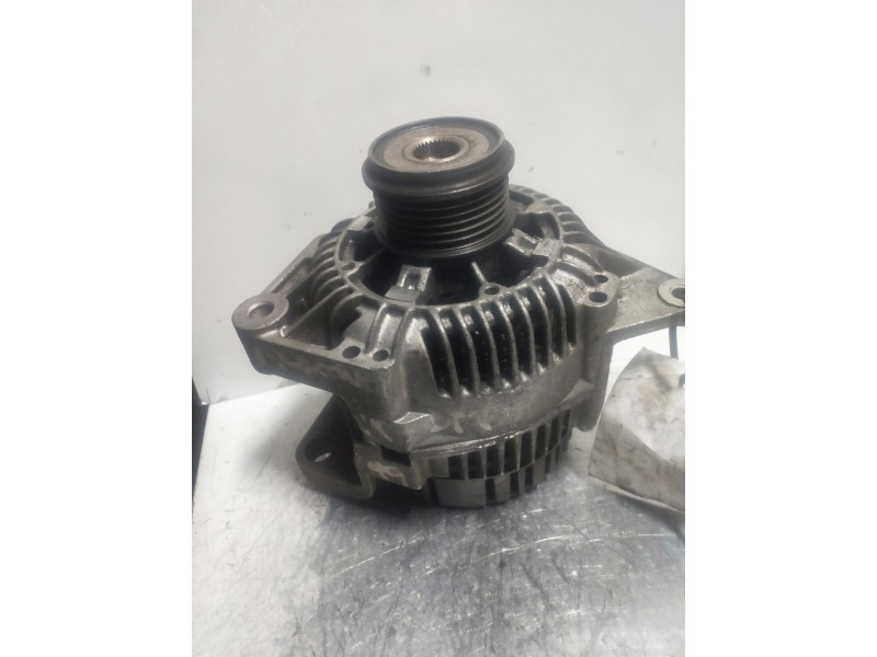 Recambio de alternador para renault megane i fase 2 classic (la..) 1.9 dti century referencia OEM IAM 8200064685  