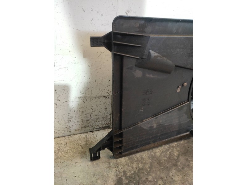 Recambio de electroventilador para ford focus berlina (cap) ghia referencia OEM IAM 3M5H8C607RG 0130303930 1137328148