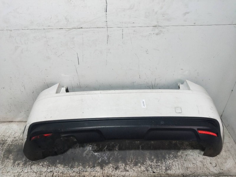 Recambio de paragolpes trasero para citroen c5 berlina seduction referencia OEM IAM   