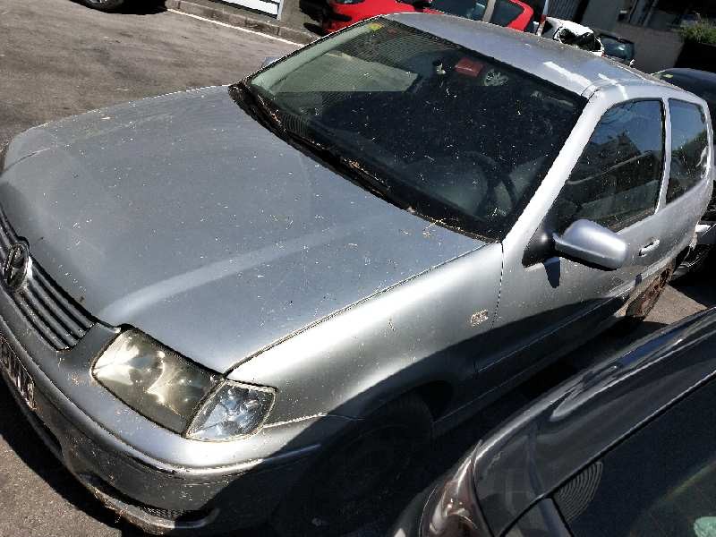 volkswagen polo berlina (6n2) del año 2001