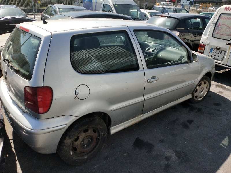 volkswagen polo berlina (6n2) del año 2001