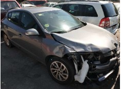 renault megane iii berlina 5 p del año 2014