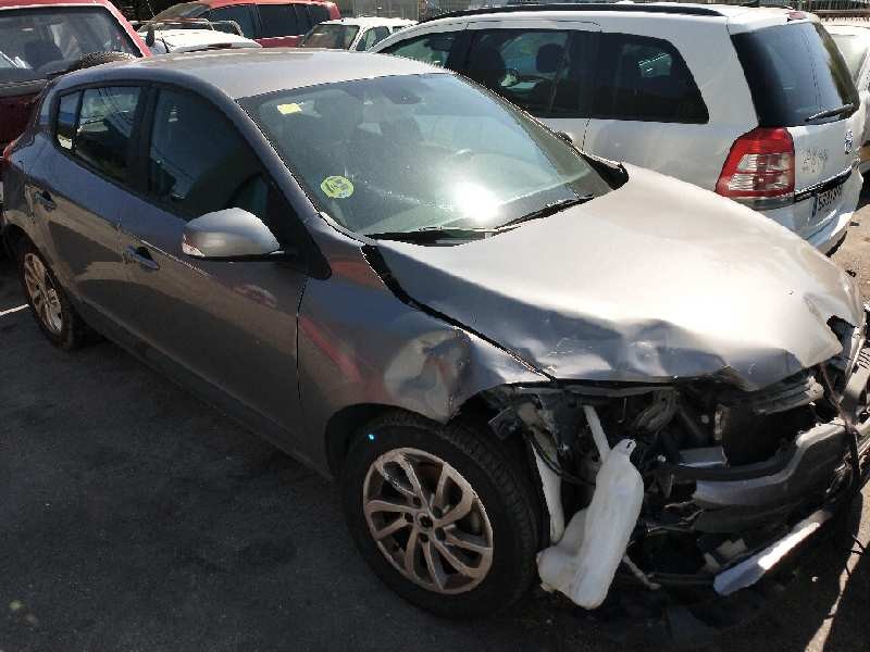 renault megane iii berlina 5 p del año 2014