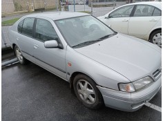 nissan primera berlina (p11) del año 1999