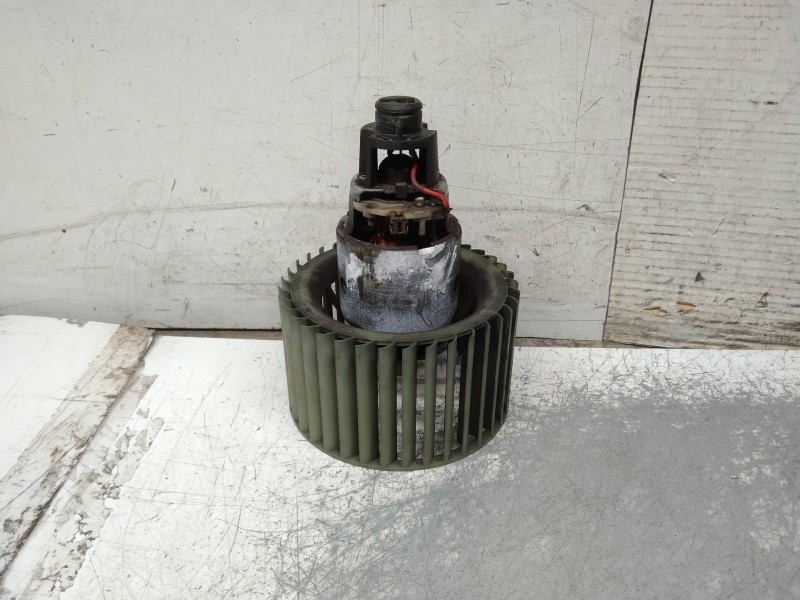 Recambio de motor calefaccion para audi a6 berlina (c4) 2.5 tdi referencia OEM IAM 0130111162  