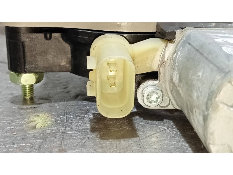 Recambio de elevalunas delantero derecho para kia rio (yb) drive referencia OEM IAM 82460H8000  5P