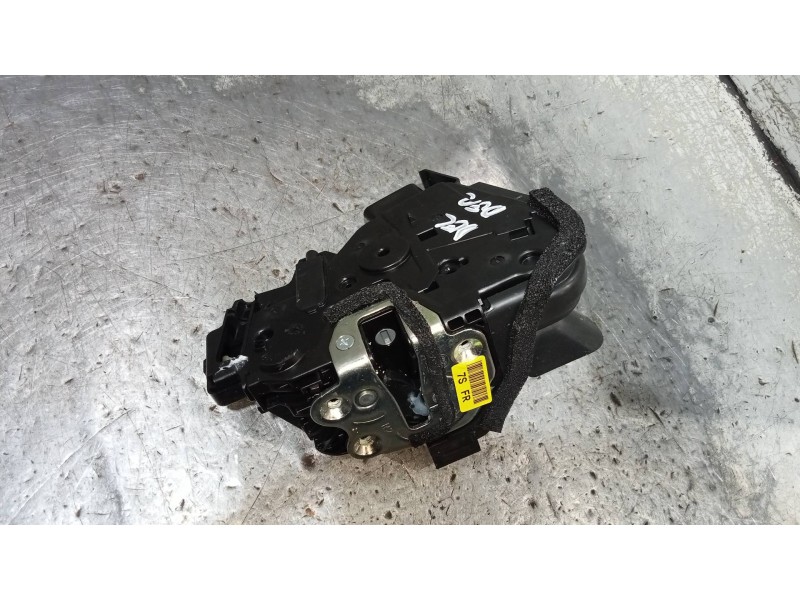 Recambio de motor cierre centralizado delantero derecho para kia rio (yb) drive referencia OEM IAM 81320H8050  