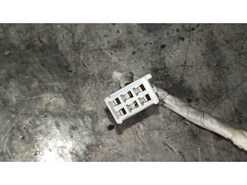 Recambio de piloto trasero izquierdo para lexus ls400 (ucf20) básico (ucf 20) referencia OEM IAM   