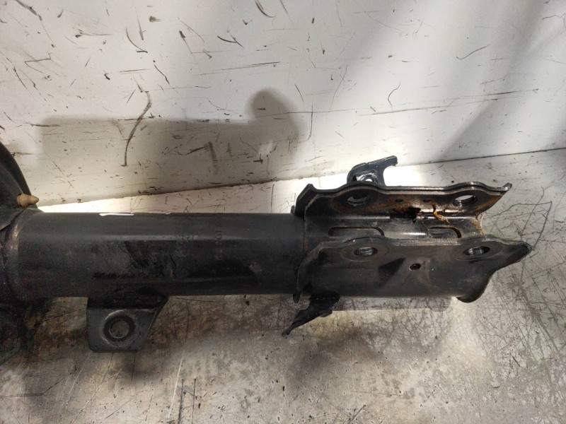 Recambio de amortiguador delantero derecho para ford ecosport (cr6) titanium referencia OEM IAM GN1518045 EQ1U5701 2213751
