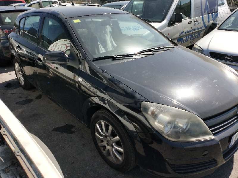 opel astra h berlina del año 2004