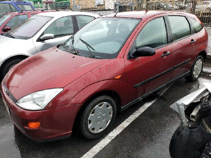 ford focus berlina (cak) del año 1999