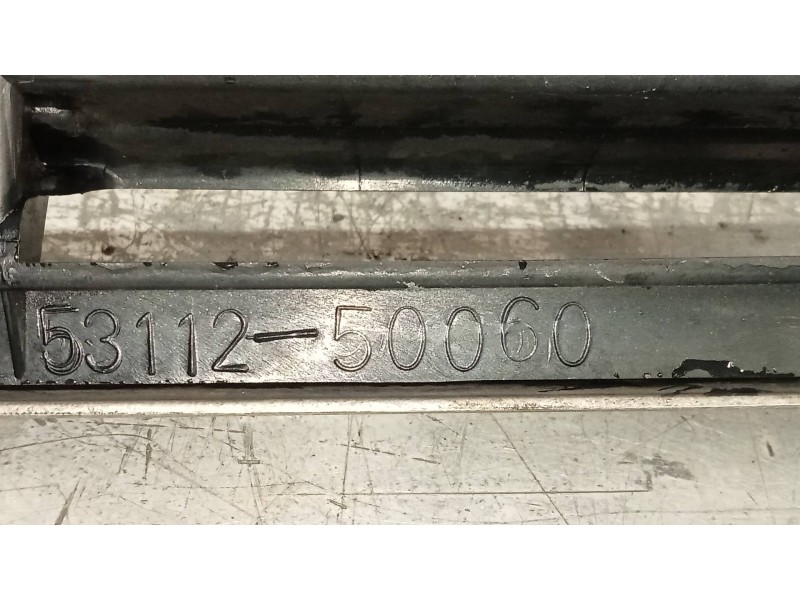 Recambio de rejilla delantera para lexus ls400 (ucf20) básico (ucf 20) referencia OEM IAM 5311250060  