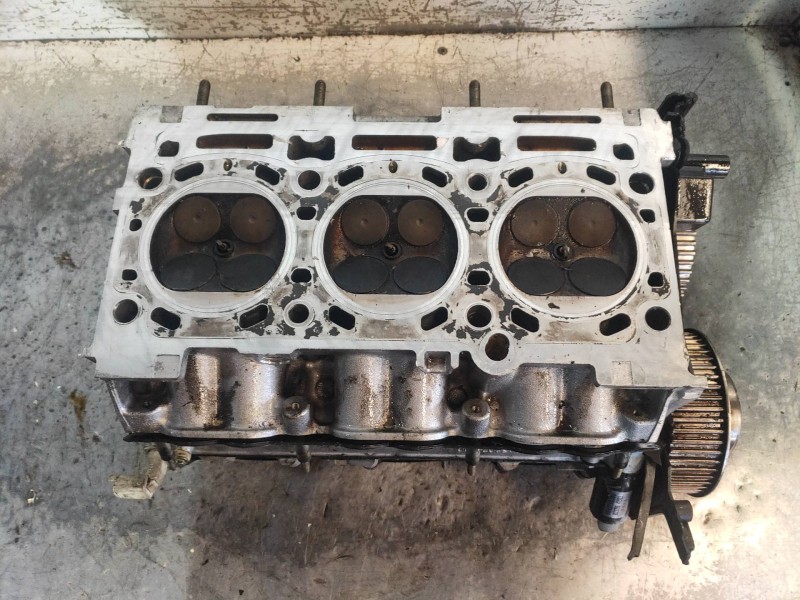 Recambio de culata para peugeot 607 (s1) 3.0 v6 24v referencia OEM IAM XFX 9631076310 