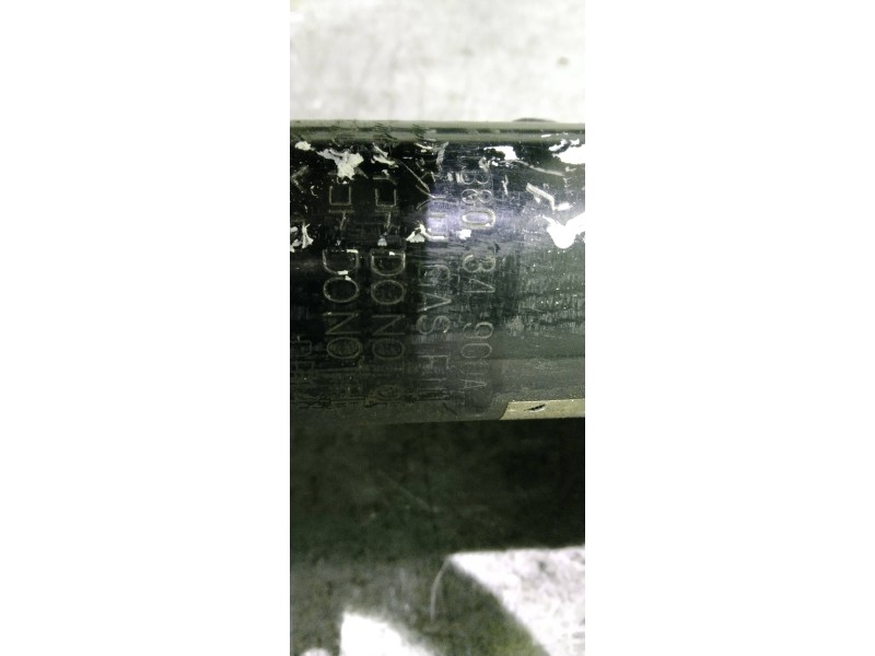 Recambio de amortiguador delantero derecho para mazda premacy (cp) td exclusive (74kw) referencia OEM IAM CB8034900A  