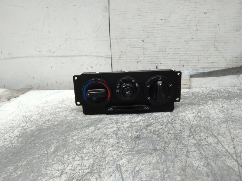 Recambio de mando calefaccion / aire acondicionado para kia rio ipanema berlina referencia OEM IAM   