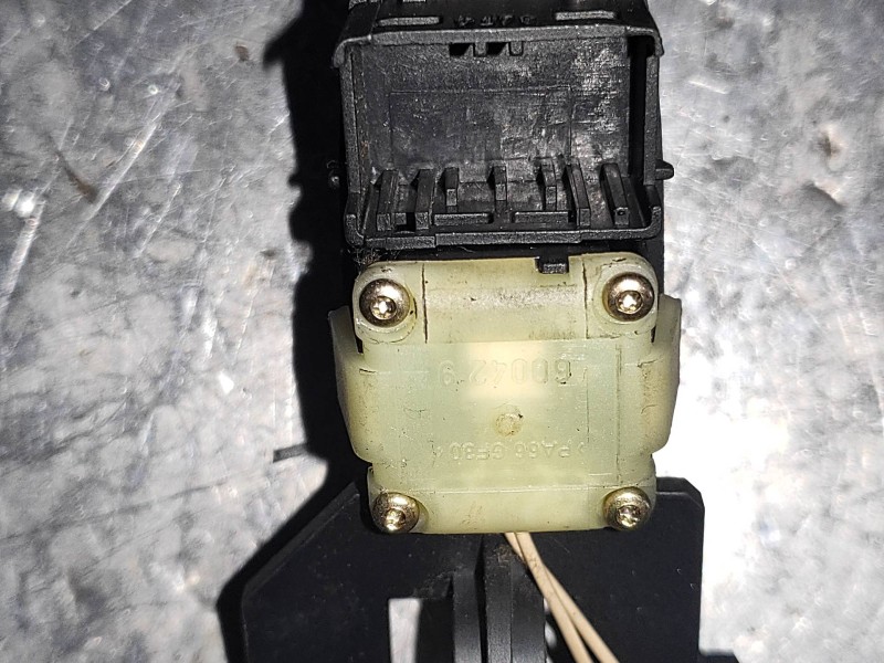 Recambio de mando multifuncion para bmw serie 6 coupe (e63) 4.4 v8 32v cat referencia OEM IAM 600429  