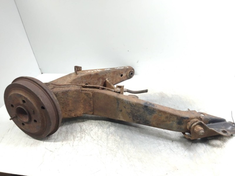 Recambio de mangueta trasera derecha para seat 133 0.8 referencia OEM IAM   