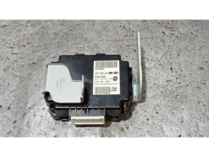 Recambio de modulo electronico para kia rio (yb) drive referencia OEM IAM 95300H8000  