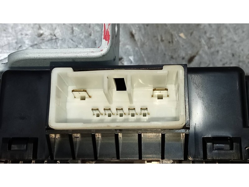 Recambio de modulo electronico para kia rio (yb) drive referencia OEM IAM 95300H8000  