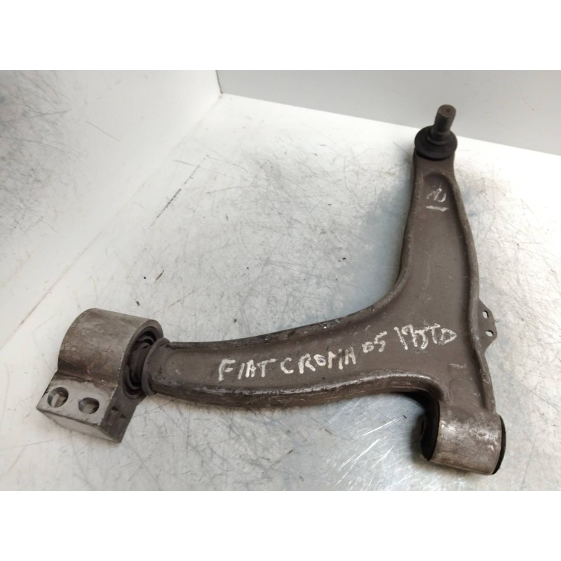 Recambio de brazo suspension inferior delantero izquierdo para fiat croma (194) 1.9 16v multijet dynamic referencia OEM IAM   