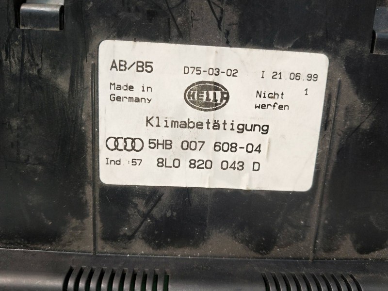 Recambio de mando calefaccion / aire acondicionado para audi a3 (8l) 1.8 20v referencia OEM IAM 8L082004304 5HB00760804  Recambio de mando calefaccion / aire acondicionado para audi a3 (8l) 1.8 20v referencia OEM IAM 8L082004304 5HB00760804