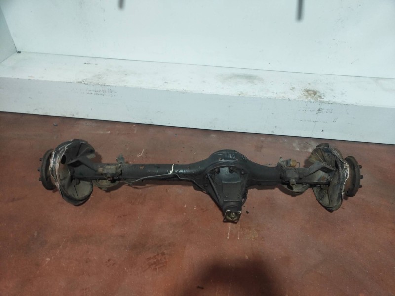 Recambio de puente trasero para land rover range rover 2.5 turbodiesel referencia OEM IAM   DISCO