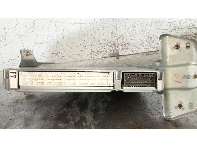 Recambio de centralita motor uce para lexus ls400 (ucf20) básico (ucf 20) referencia OEM IAM 8966150440 1752000716 