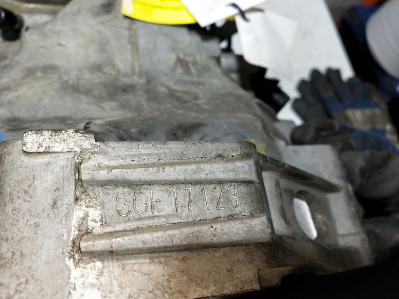 Recambio de caja cambios para volkswagen passat berlina (3b3) advance referencia OEM IAM GGF 17123 