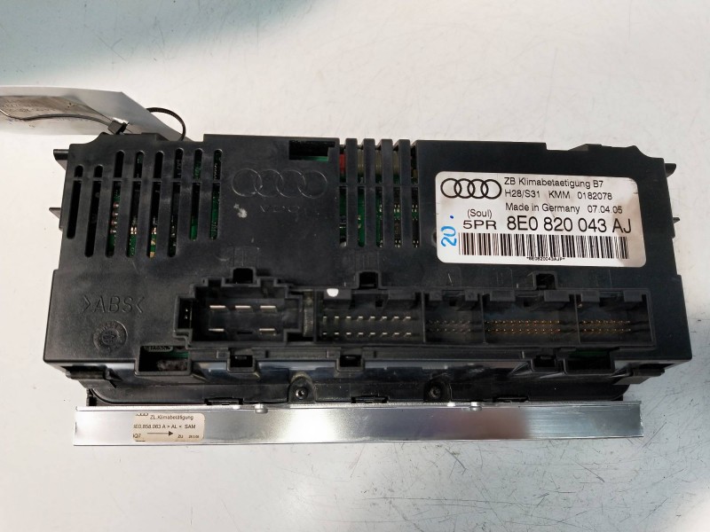 Recambio de mando calefaccion / aire acondicionado para audi a4 avant (8e) 2.0 tdi referencia OEM IAM 8E0820043AJ  