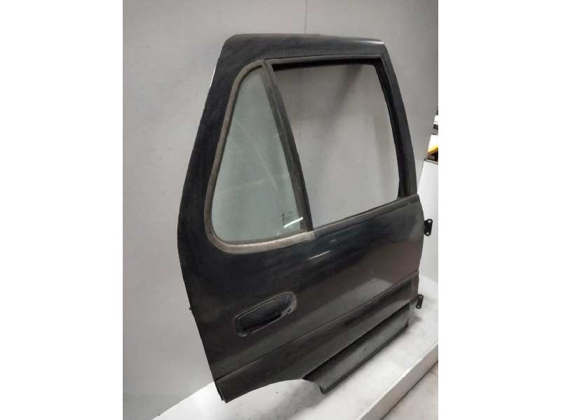 Recambio de puerta trasera derecha para tata safari 3.0 d referencia OEM IAM   