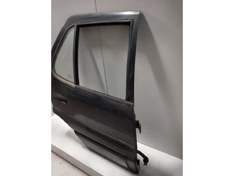 Recambio de puerta trasera derecha para tata safari 3.0 d referencia OEM IAM   