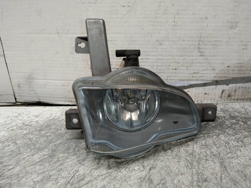 Recambio de faro antiniebla derecho para volvo v40 familiar 1.9 diesel cat referencia OEM IAM   