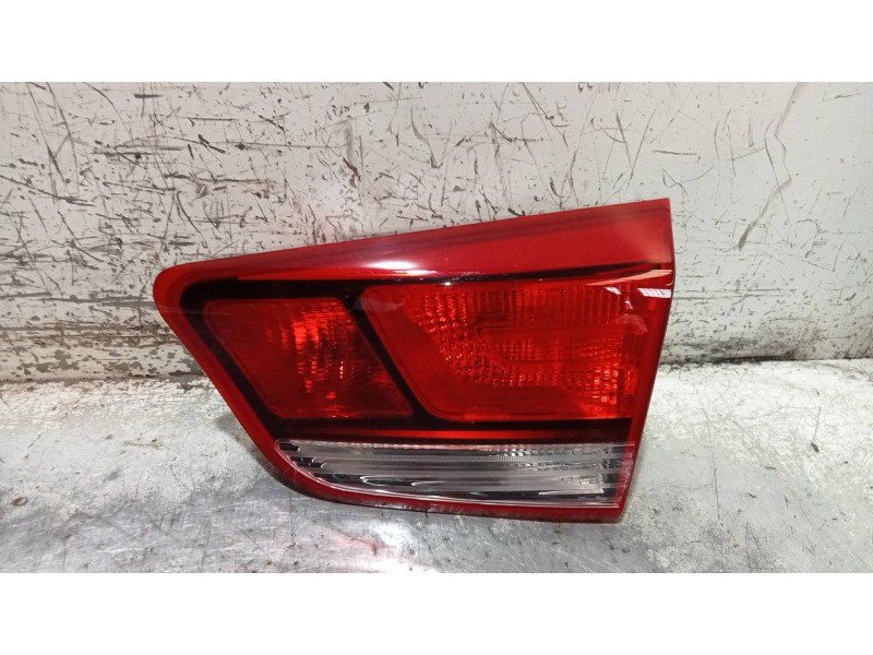 Recambio de piloto trasero derecho interior para kia rio (yb) drive referencia OEM IAM 92404H8  