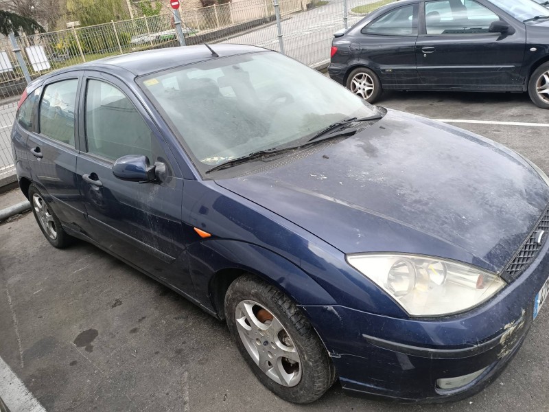 ford focus berlina (cak) del año 2004