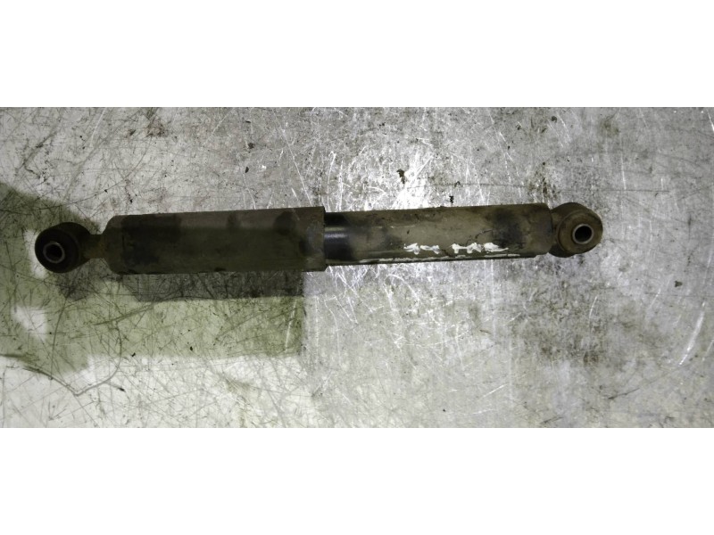 Recambio de amortiguador trasero para renault rapid/express (f40) 1.9 d familiar (f40p) referencia OEM IAM   