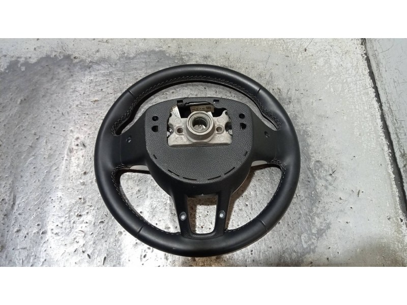 Recambio de volante para kia rio (yb) drive referencia OEM IAM 56100H8375WK  