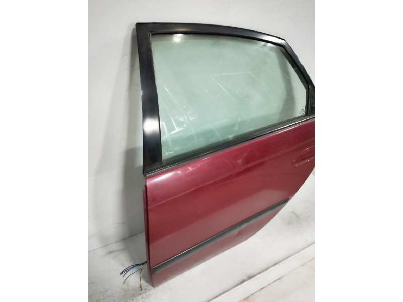 Recambio de puerta trasera izquierda para toyota avensis berlina (t 22) 2.0 turbodiesel cat referencia OEM IAM  5P 