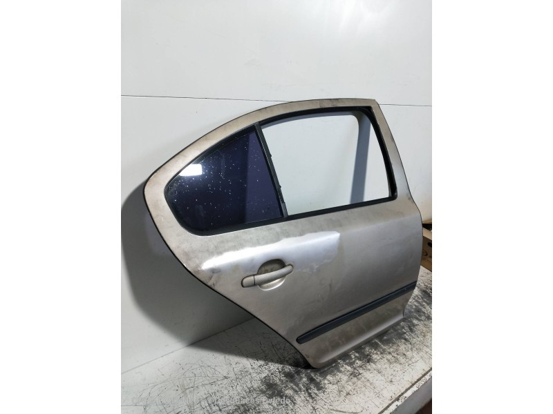 Recambio de puerta trasera derecha para skoda octavia berlina (1z3) active referencia OEM IAM   5P