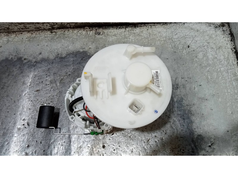 Recambio de bomba combustible para kia rio (yb) drive referencia OEM IAM 31110H8200 1000G54520 