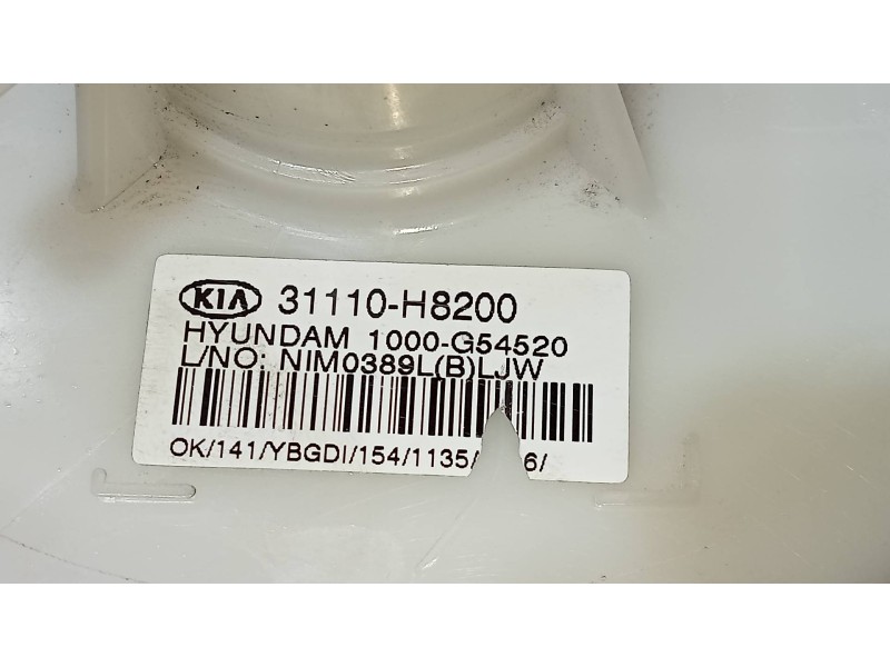 Recambio de bomba combustible para kia rio (yb) drive referencia OEM IAM 31110H8200 1000G54520 