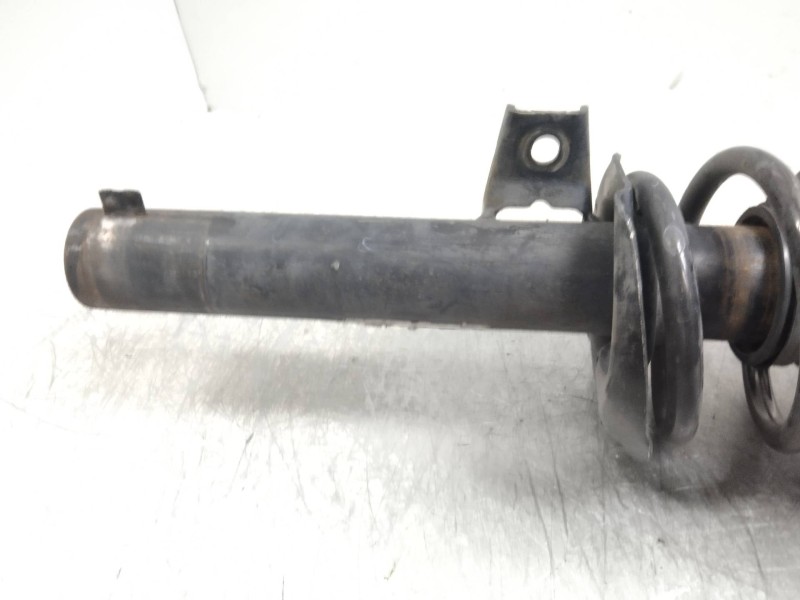 Recambio de amortiguador delantero derecho para seat leon (1p1) comfort limited referencia OEM IAM 1T0413031JB  