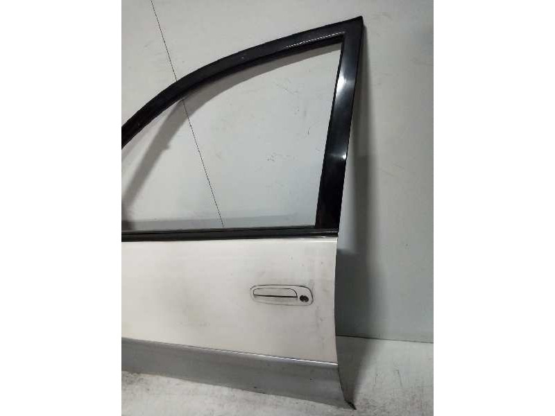 Recambio de puerta delantera izquierda para toyota picnic (m10) 2.2 turbodiesel referencia OEM IAM   