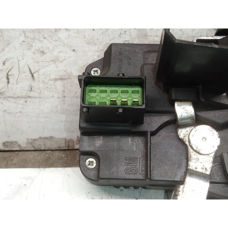 Recambio de motor cierre centralizado delantero derecho para opel vectra b berlina comfort referencia OEM IAM 24414113 DD 4P