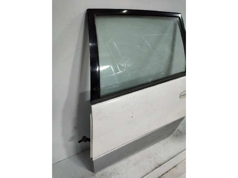 Recambio de puerta trasera izquierda para toyota picnic (m10) 2.2 turbodiesel referencia OEM IAM   